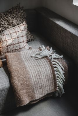 Jakobdahls Almond mohair Pläd 130x170 cm Beige