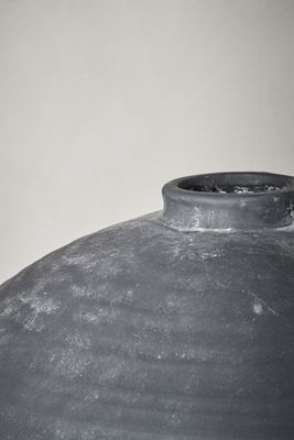 Catia Vas Svart Keramik H57 cm Lene Bjerre
