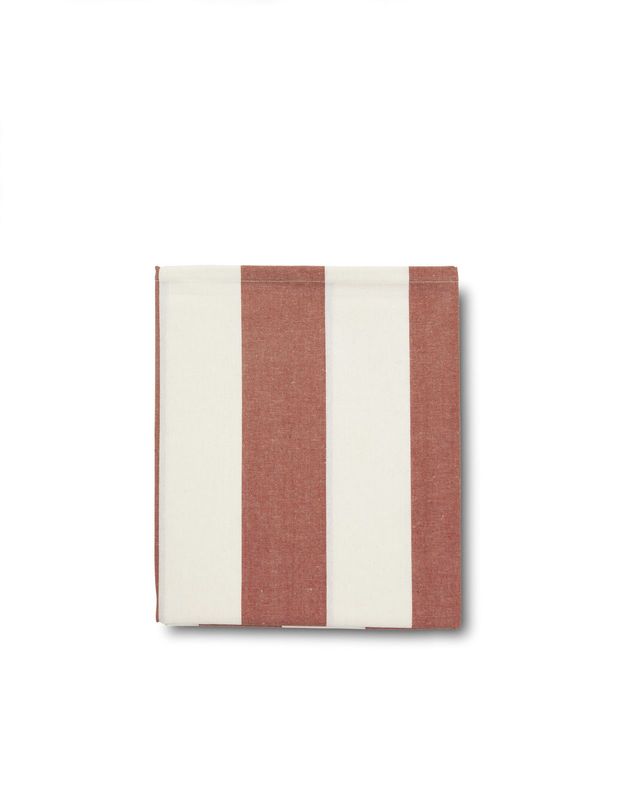 Jakobsdals Striato Vaxduk 140x260 cm Vinröd