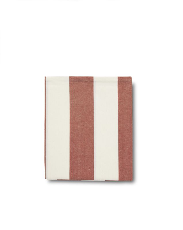 Jakobdahls Striato Vaxduk 140x260 cm Vinröd