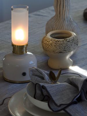 PR Home Frida Bordslampa Vit 11x22cm