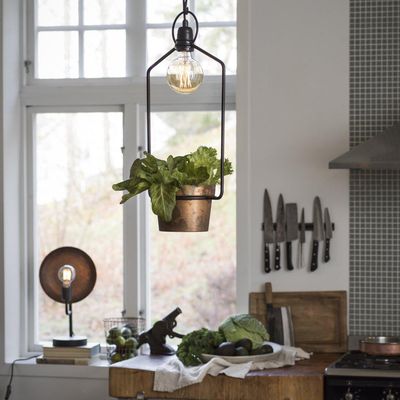 Upptown Fönsterlampapa Svart 57cm | PR Home