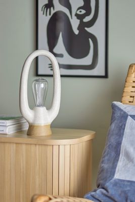 Portabel lampa, batteri Vit Stengods Latifa | Bloomingville