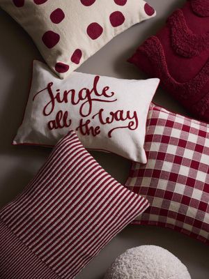 Svanefors Jingle Kuddfodral Röd 35x50 cm