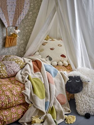 Bloomingville Dolly Mjuk Leksak, Vit, Polyester L56xH46xW13 cm