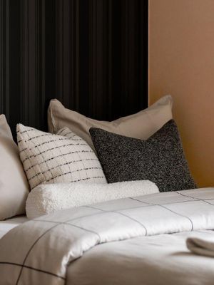 Svanefors Zayn Kuddfodral Mörkgrå 45x45 cm