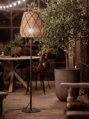 PR Home Agnar Utomhuslampa Golvfot grå 133cm