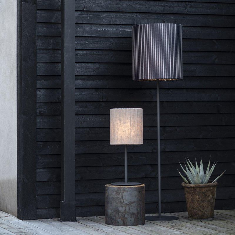 Agnar Bordslampa Outdoor Beige Svart 57cm | PR Home
