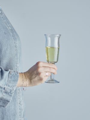 Bloomingville Asha Vinglas, Transparent, Återvunnet Glas Ø6xH17,5 cm, Set om 4