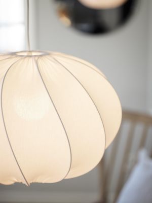 Olivia Taklampa Twist Vit 50cm | PR Home