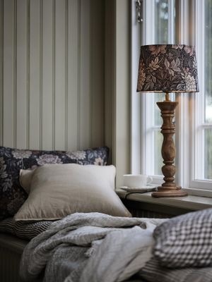 PR Home Lodge Bordslampa Dahlia Brun