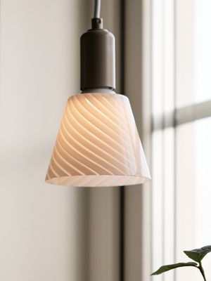 PR Home Tilda Fönsterlampa E27, beige/vit