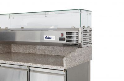 Tre dörrar Pizzabänk Kyldisk 380+40L - 254 L | 0/8C - 230V / 400W - R600a - 1365