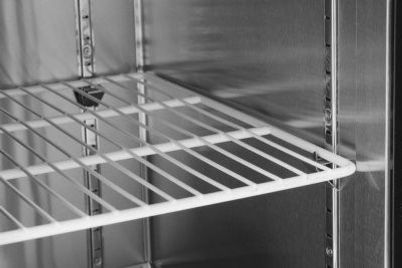Frysdisk 2 dörrar Kitchen Line 220L - 166 L | -22/-17C - 230V / 550W - R600a - 1