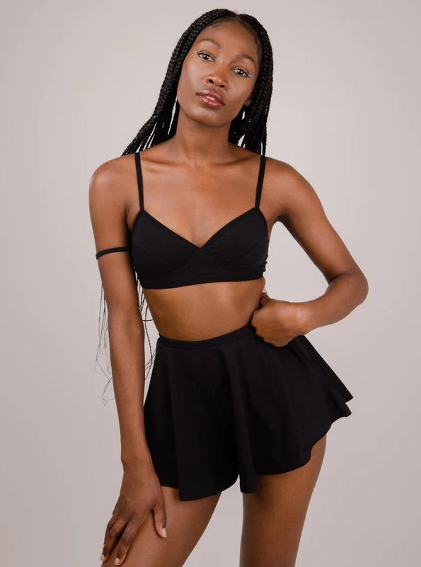 FANNA Polewear - WAVE SHORTS Svart