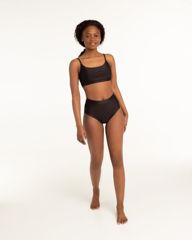 Polerina Wear - Top Basic - Black