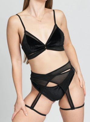 Zasha Polewear Alexa Low Waist Shorts Black