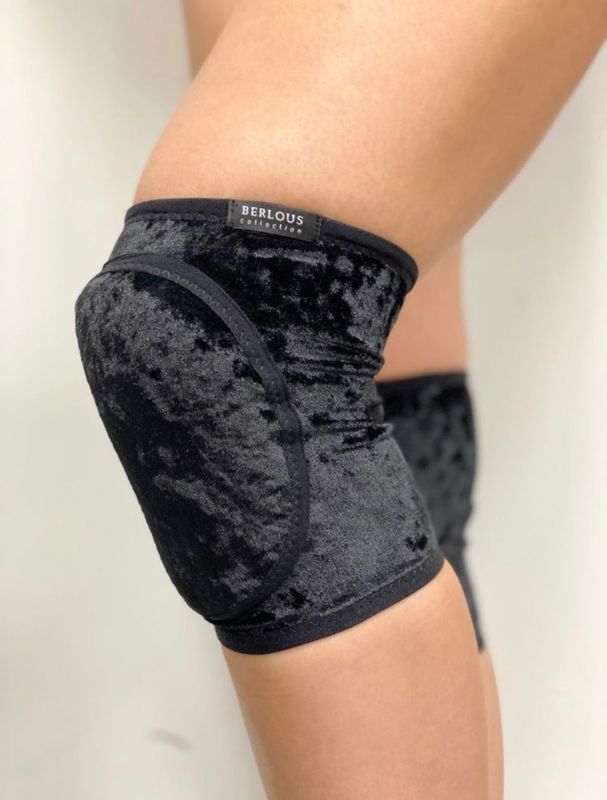 BERLOUS Collection -  Knee Pads ART Velvet Black