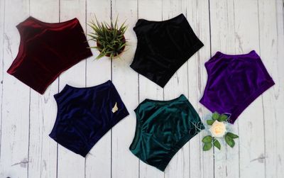 I-Conceptions Pin Up Velvet shorts