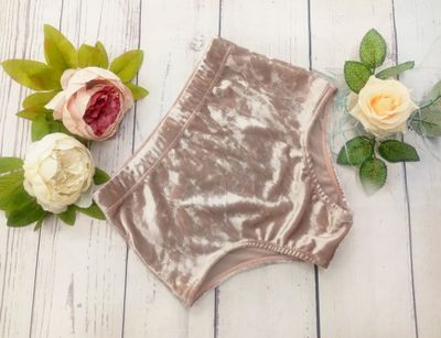 I-Conceptions Eclipse Pin Up Shorts