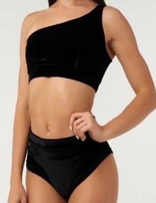Polerina Wear - Devi Top - Black Velvet