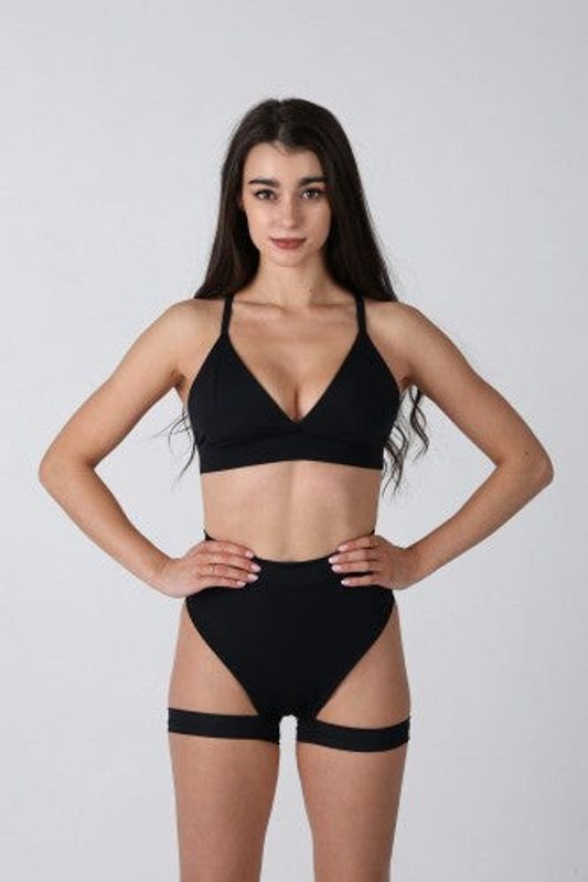 REV ACTIV - White Bomb Shorts