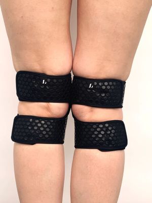 Lunalae Velcro Sticky Grip Knee Pads BLACK
