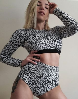 DressinUp Art Atelier - Rashguard ANIMAL PRINTS White Leopard