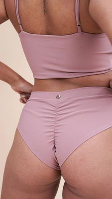 LUNALAE Low Waist Basic Shorts Ribbed BLUSH TAUPE