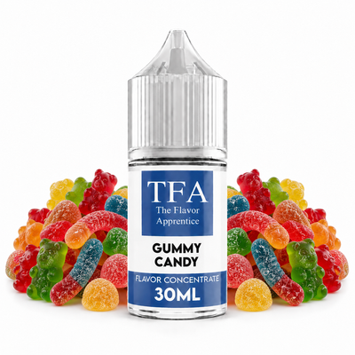 Flaska med Gummy Candy från The Flavor Apprentice framför färgglada gelégodisar.