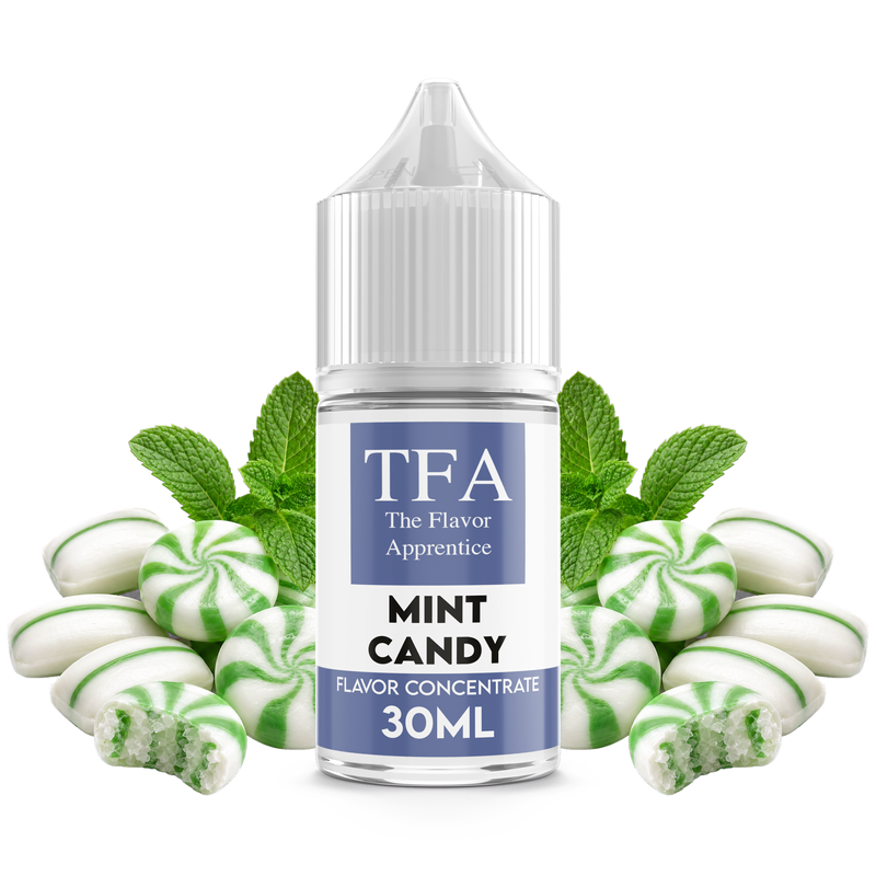 Flaska med Mint Candy från The Flavor Apprentice framför klassiska mintkarameller.