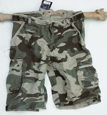 Safari stentvättade shorts