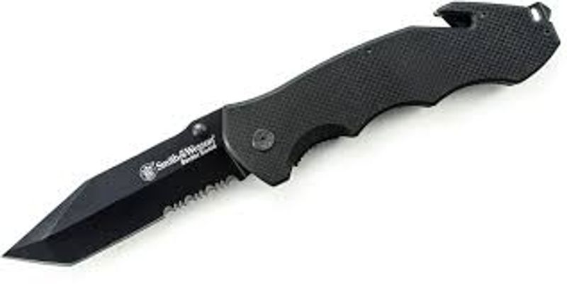 Smith & Wesson Border Guard i kolstål - Räddningskniv
