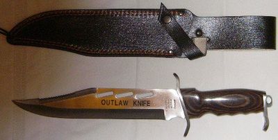 Outlaw bowie knife