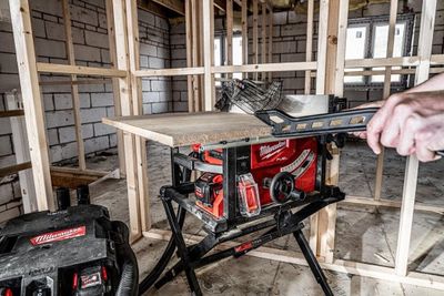 MILWAUKEE BORDSÅG M18 FUEL ONE KEY FTS210-121B