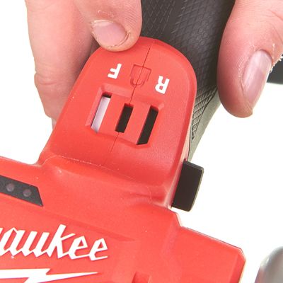 MILWAUKEE UNIVERSALKAP KOMPAKT M12 FUEL FCOT-422X