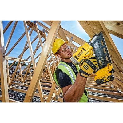 DEWALT SPIKPISTOL DCN692N 18V XR (Utan batteri)