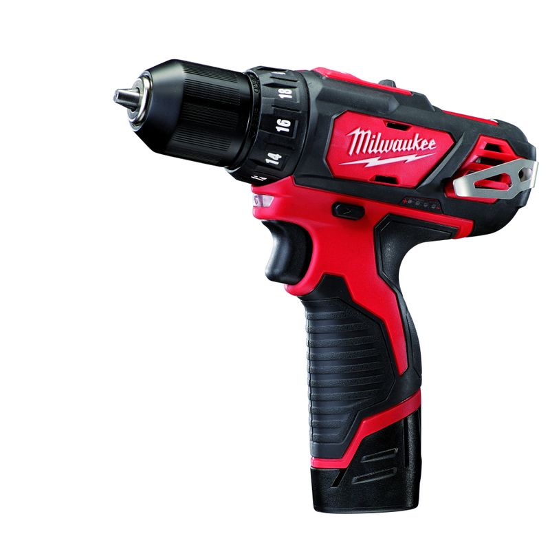 MILWAUKEE SKRUVDRAGARE M12 BDD-202C (Med batteri och laddare)