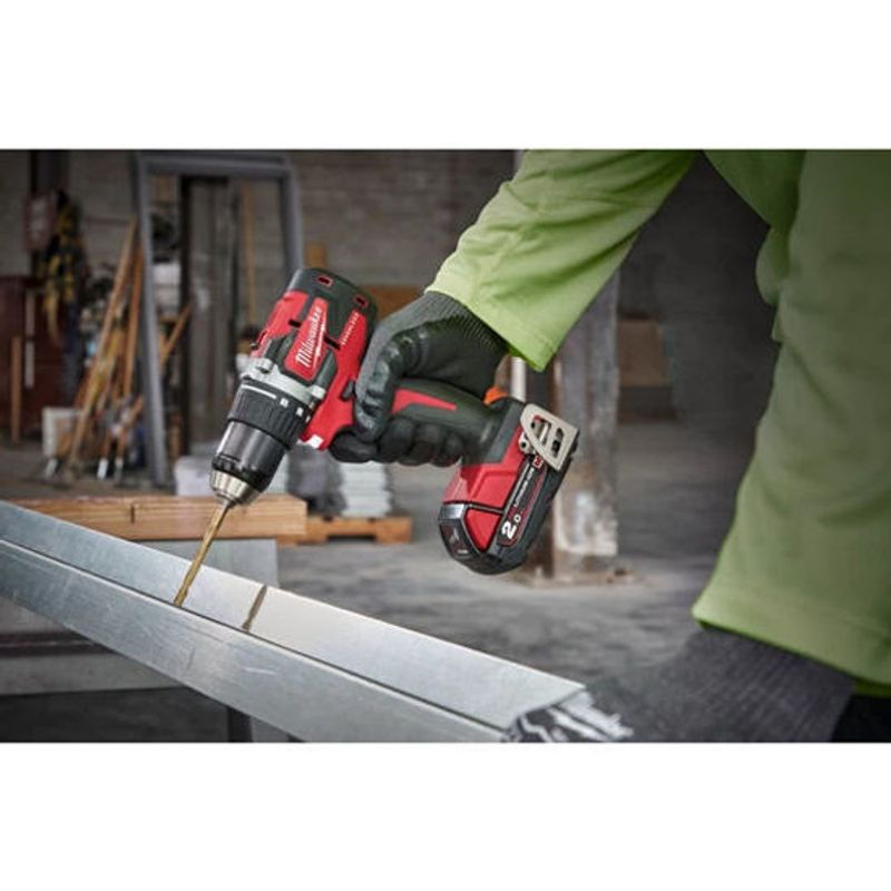 MILWAUKEE BORRSKRUVDRAGARE M18 CBLDD-502C