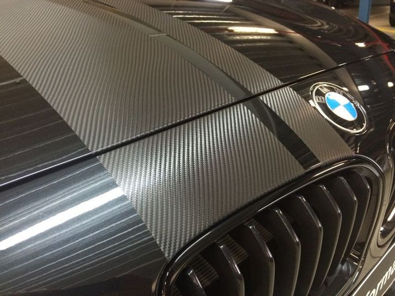 Kolfiber Stripes - Premium