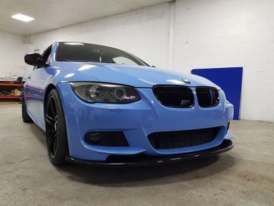 Avery Gloss Smoky Blue