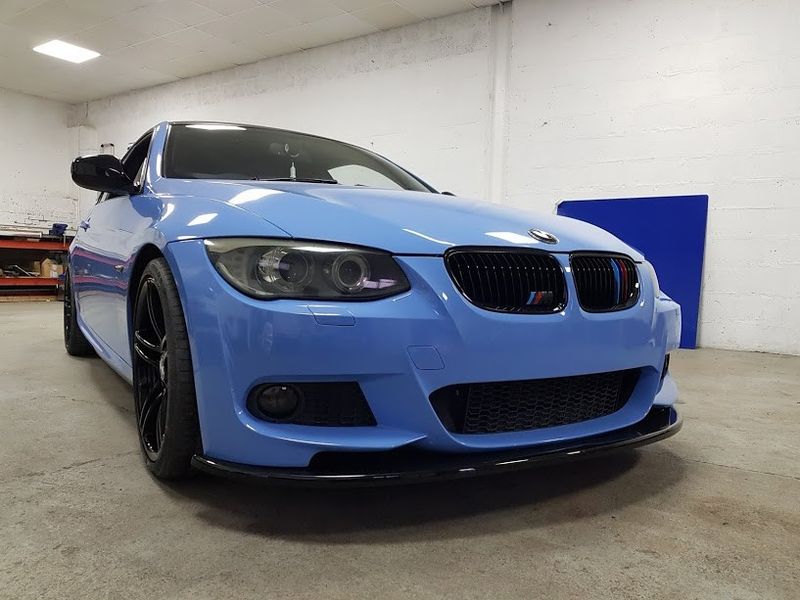 Avery Gloss Smoky Blue