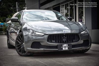 Avery Gloss Grey
