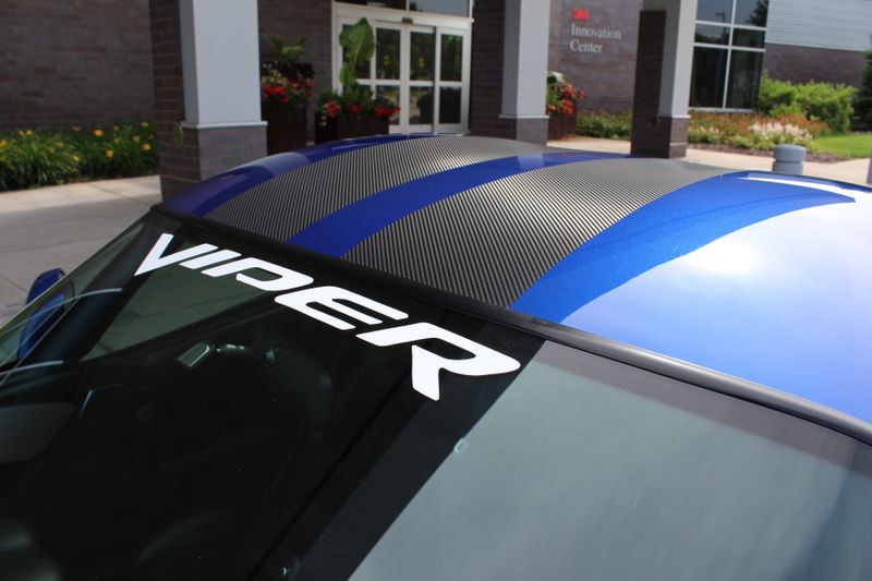 3M 2080-CFS12 Carbon Fiber Black Vinyl