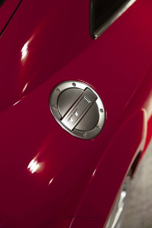 OMEGA SKINZ OS-770 Maranello Vinyl