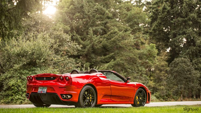 Avery Red Chrome