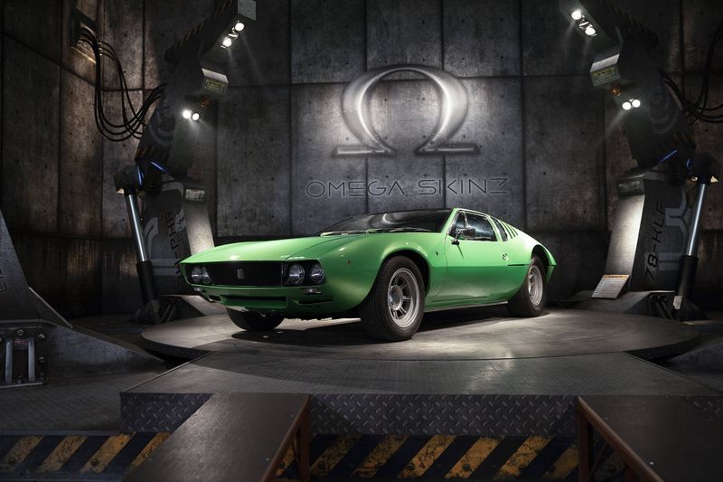 OMEGA SKINZ OS-742 Mean Green Racing Machine Vinyl