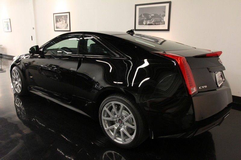 Avery Gloss Black