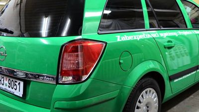 3M 2080-G46 Gloss Kelly Green Vinyl