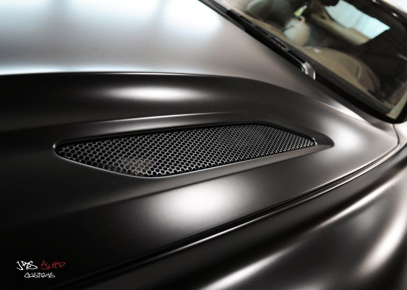 Avery Satin Black